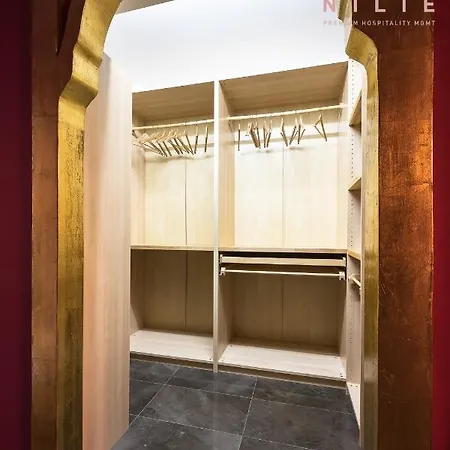 Maison De Luxe, Nilie Hospitality Mgmt * نيوي إيبيفاتاي
