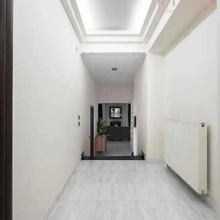 Maison De Luxe, Nilie Hospitality Mgmt