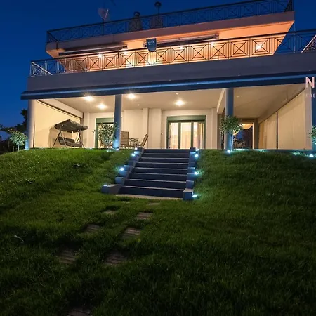 Maison De Luxe, Nilie Hospitality Mgmt شقة نيوي إيبيفاتاي